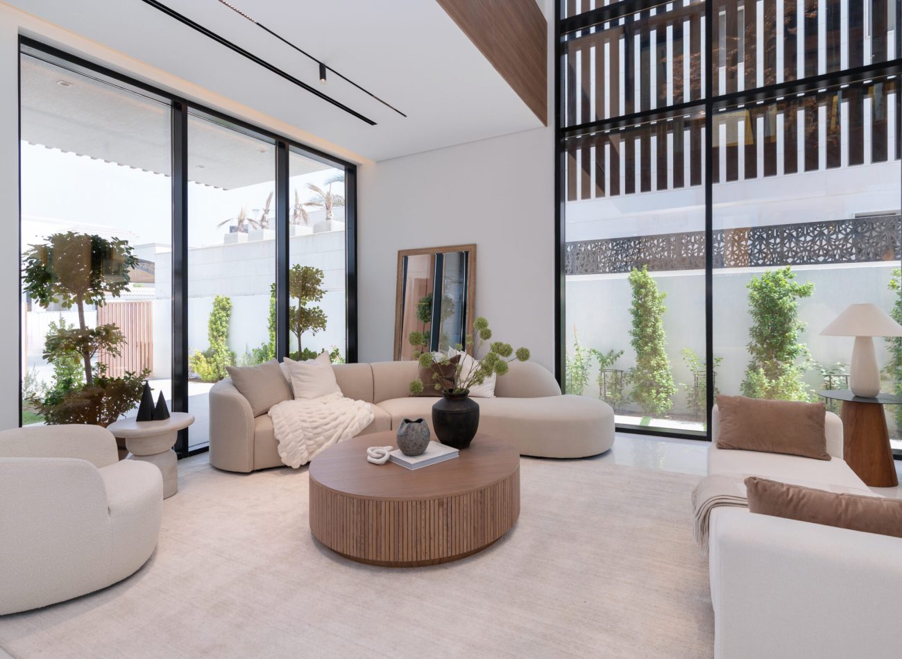 MHY Homes - Jumeirah Park - 1
